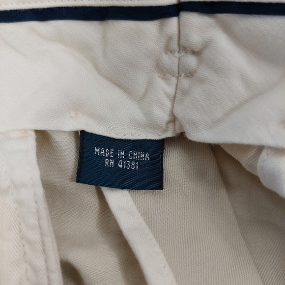 Polo by Ralph Lauren Men’s Khaki Preston Fit Shorts - Picture 10 of 12